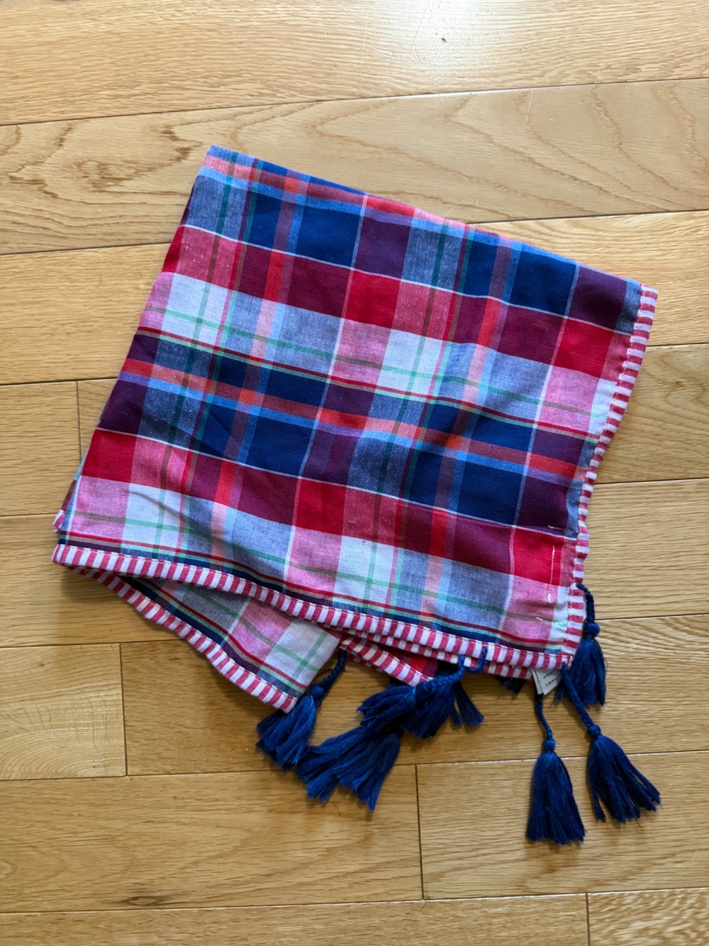 Abercrombie + Fitch Tartan Plaid Tassel Scarf 40x40 inch Red Blue White